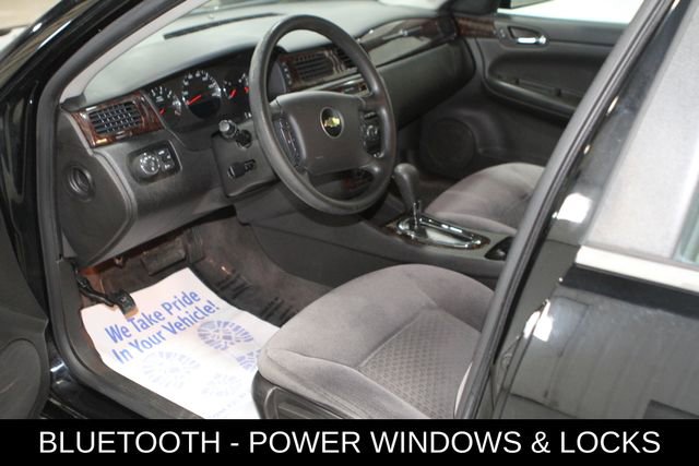 Used 2016 Chevrolet Impala LT FWD image 14