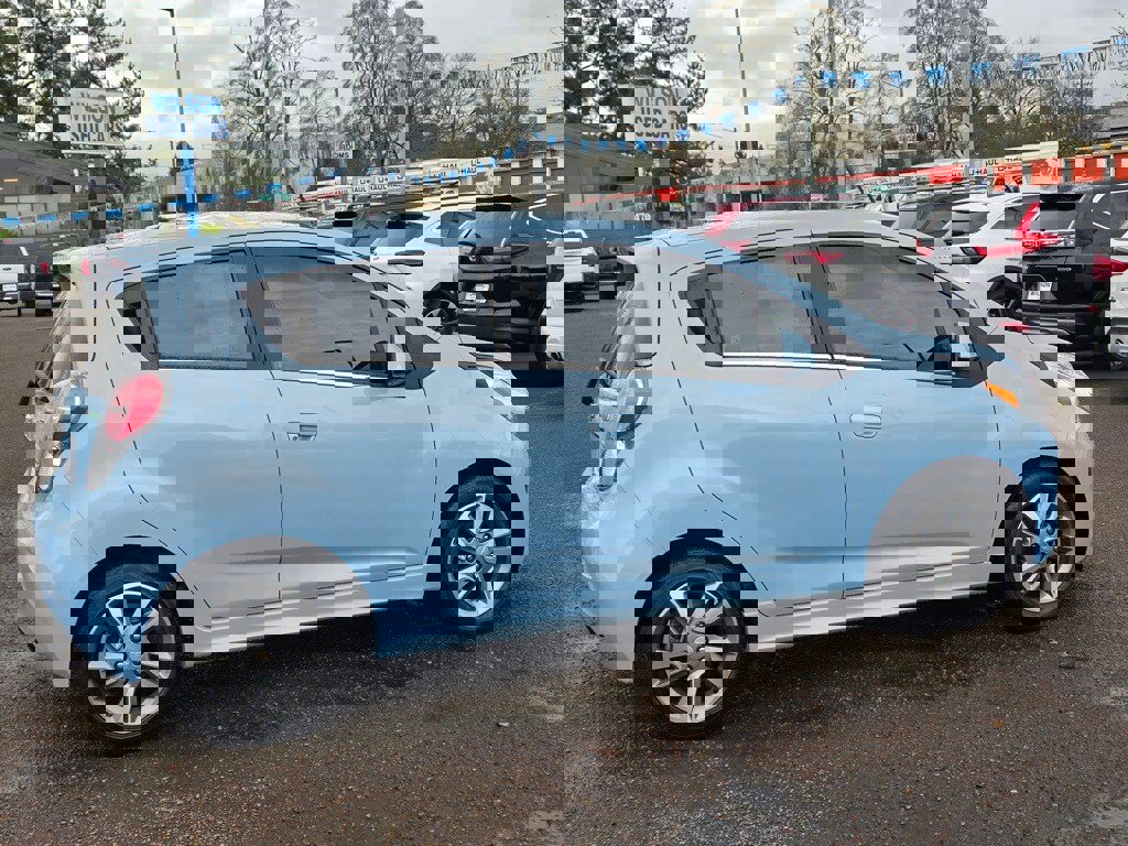 Used 2015 Chevrolet Spark LT image 2