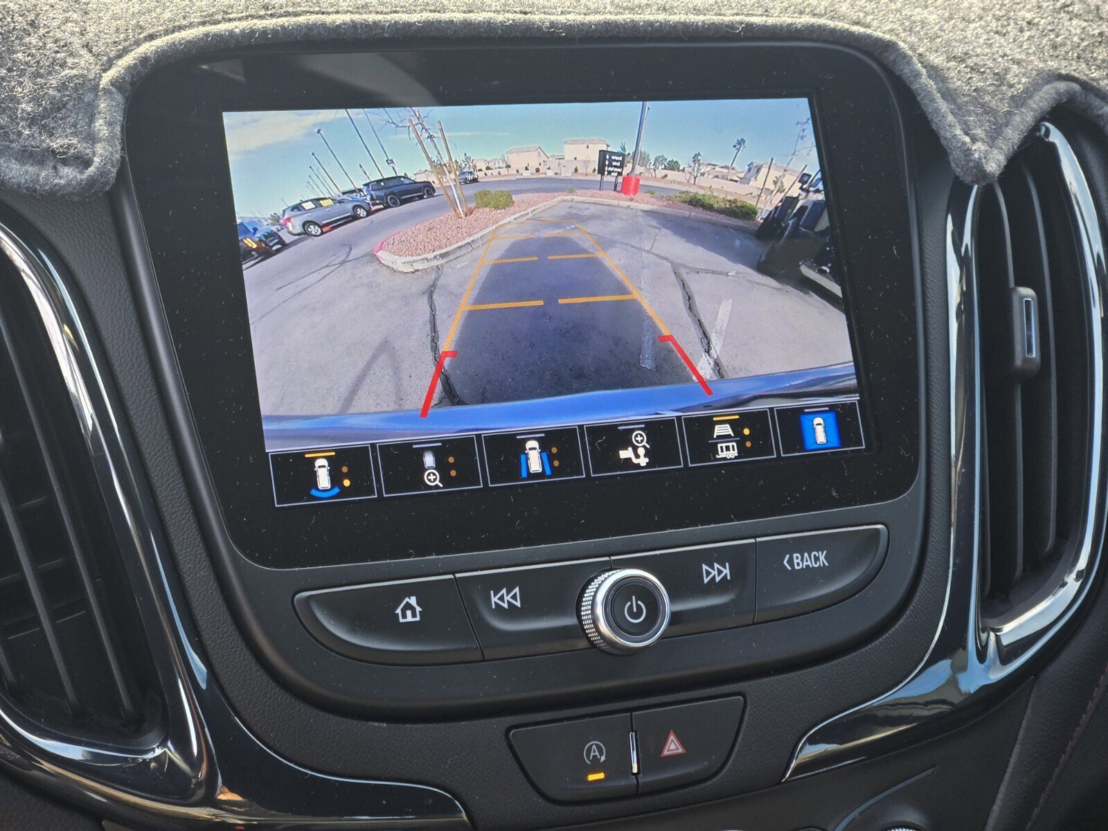 Used 2023 Chevrolet Equinox RS w/ RS Leather Package image 19