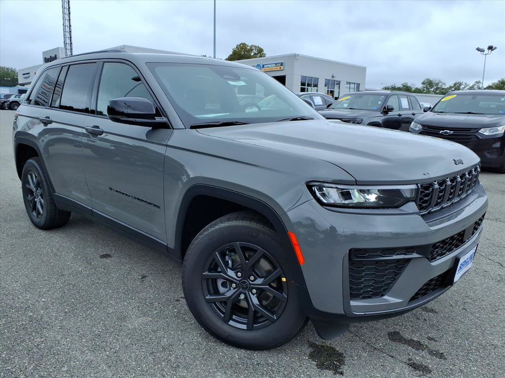 New 2027 Jeep Grand Cherokee 4WD