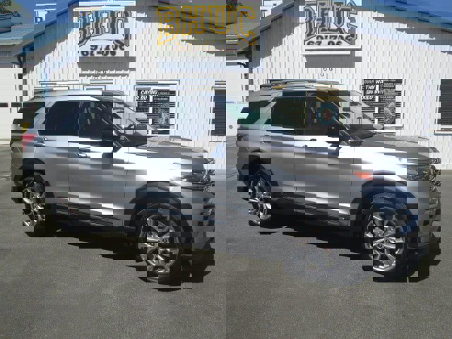 Used 2023 Ford Explorer Limited image 1