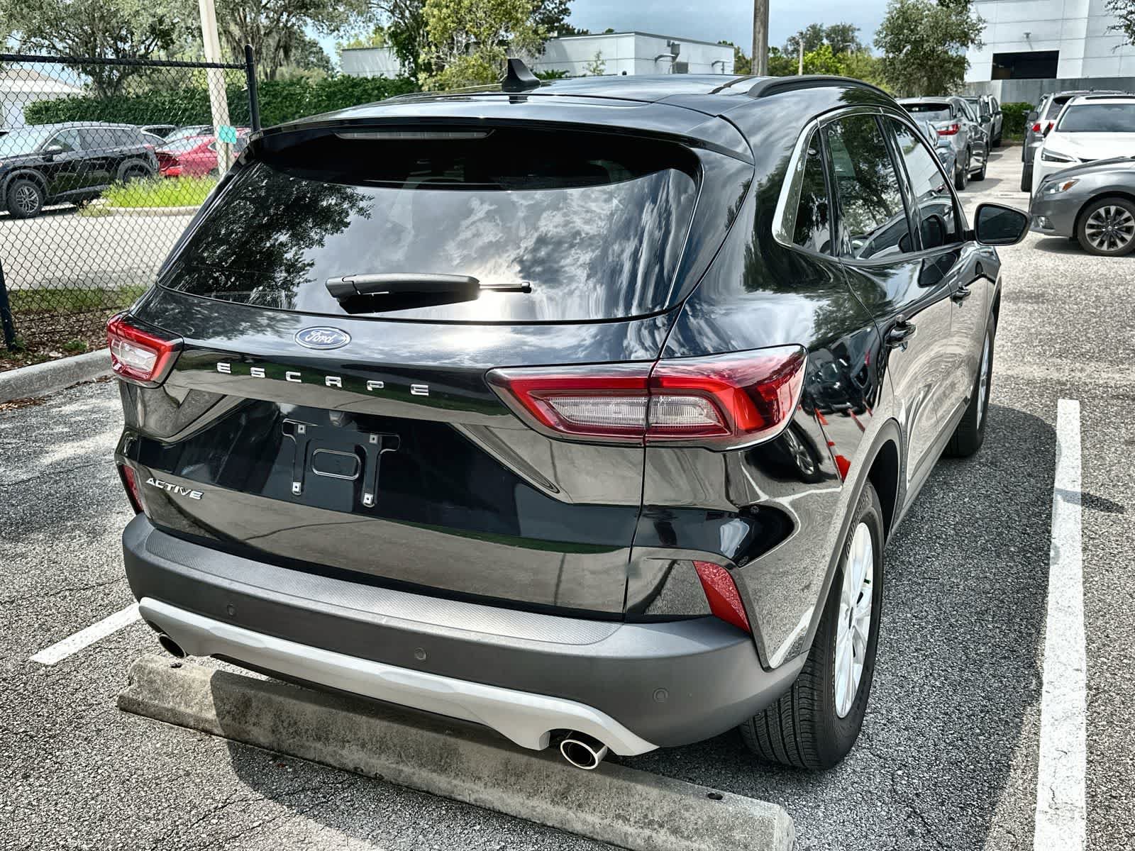 Used 2023 Ford Escape Active w/ Tech Pack #1 FWD image 8