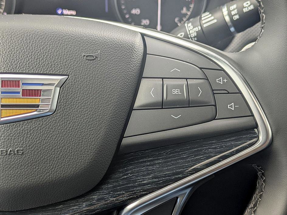 New 2026 Cadillac XT5 Premium Luxury w/ LPO, ONYX Package AWD/4WD image 14
