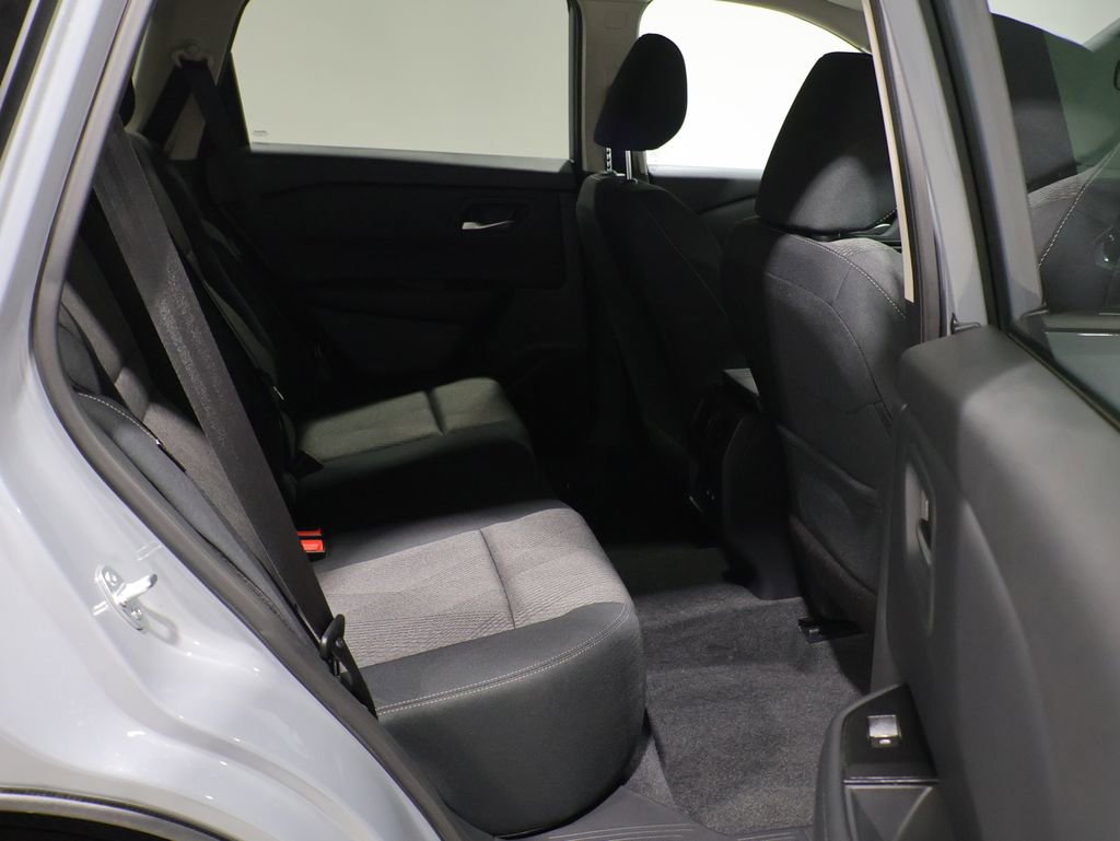 Used 2026 Nissan Rogue SV w/ Cold Weather Package AWD/4WD image 21