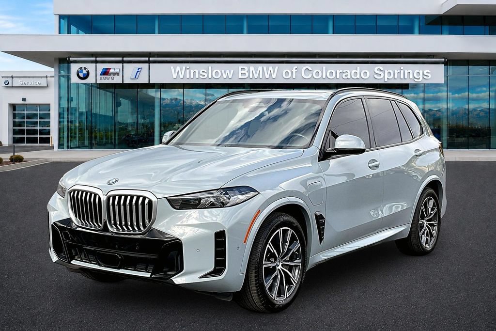 Used 2024 BMW X5 xDrive50e w/ M Sport Package AWD/4WD image 3