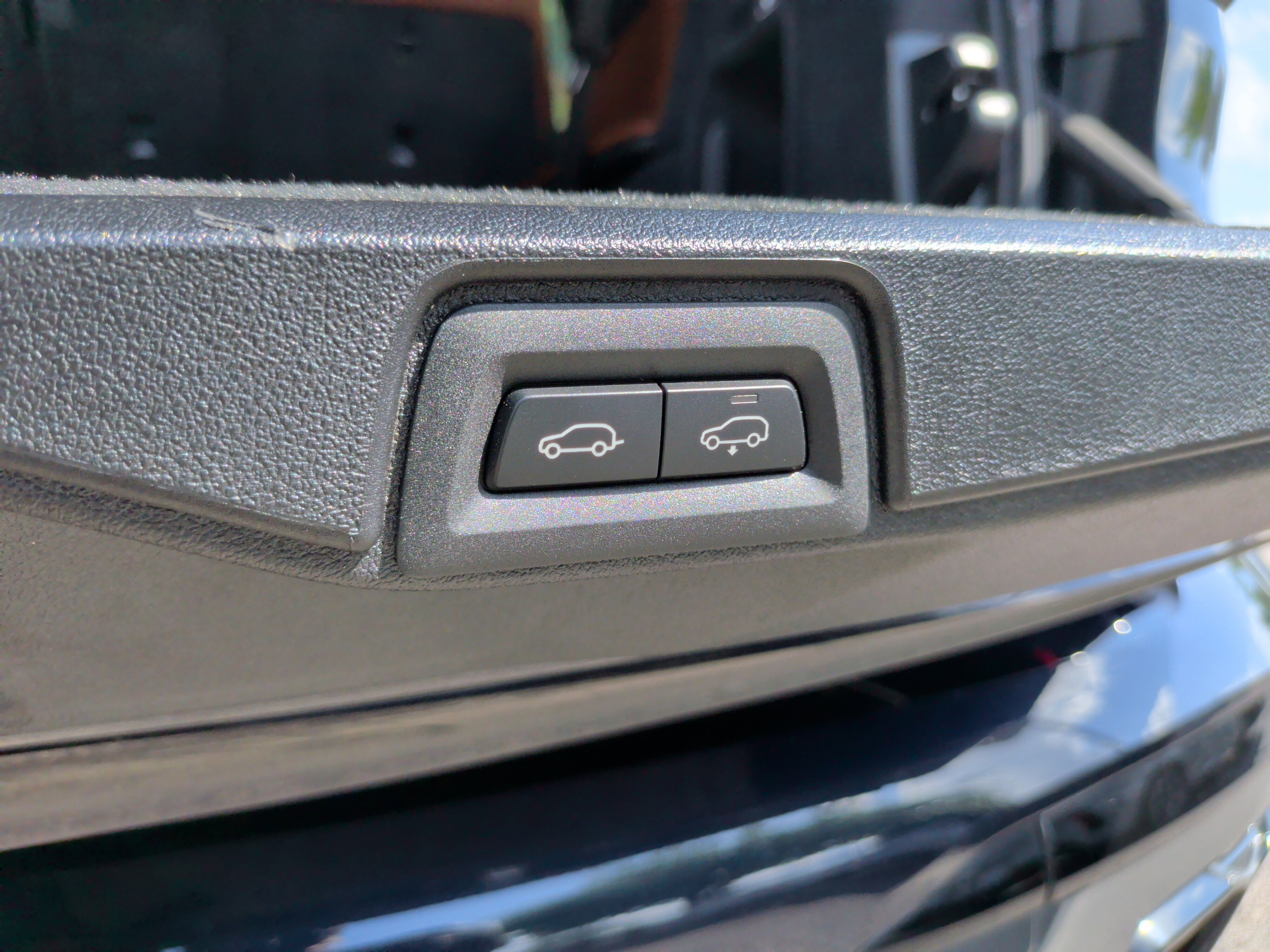 Used 2024 BMW X7 M60i w/ Executive Package image 52