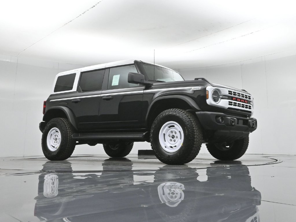 New 2026 Ford Bronco Heritage Edition AWD/4WD image 3