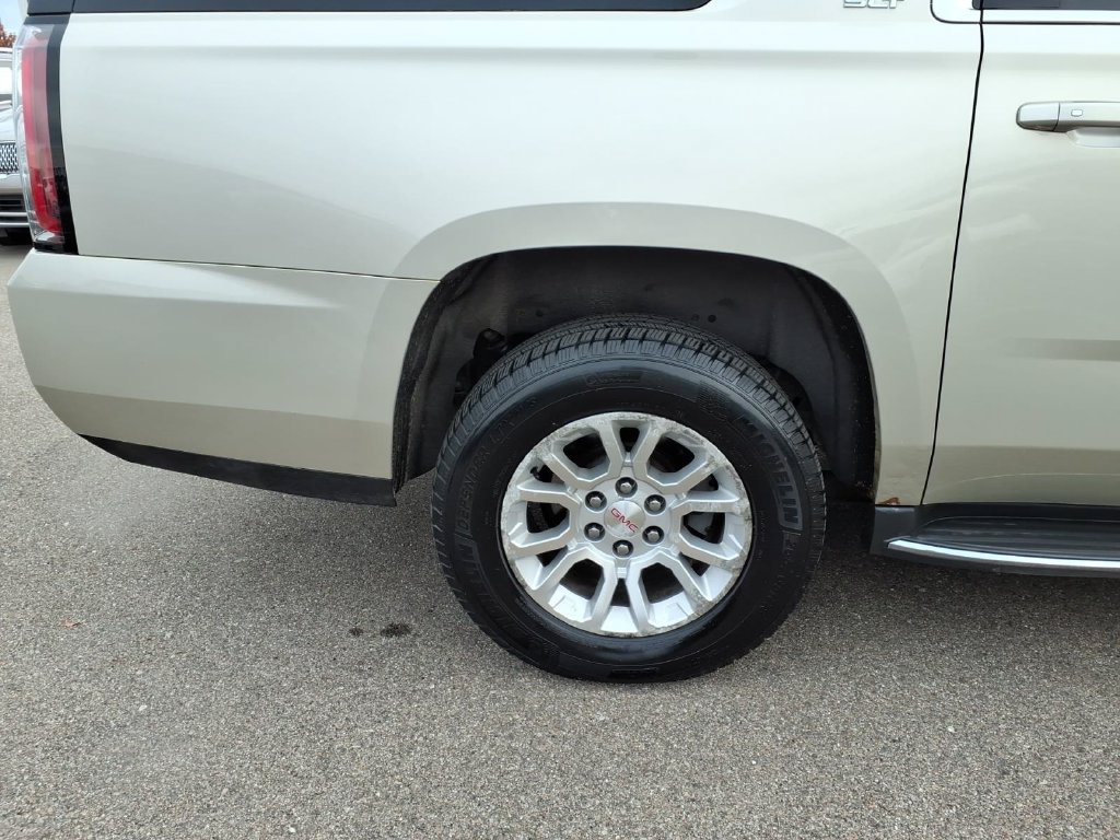 Used 2015 GMC Yukon XL SLT w/ Open Road Package AWD/4WD image 26