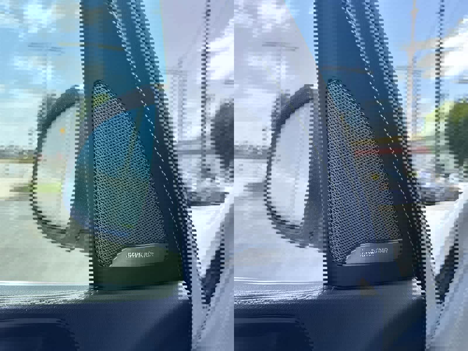 Used 2024 BMW X5 xDrive50e image 22