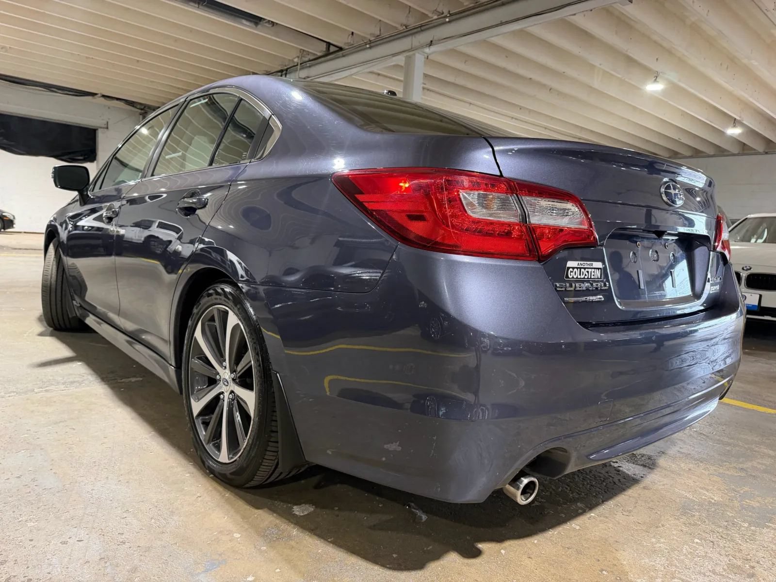 Used 2015 Subaru Legacy 2.5i Limited AWD/4WD image 3