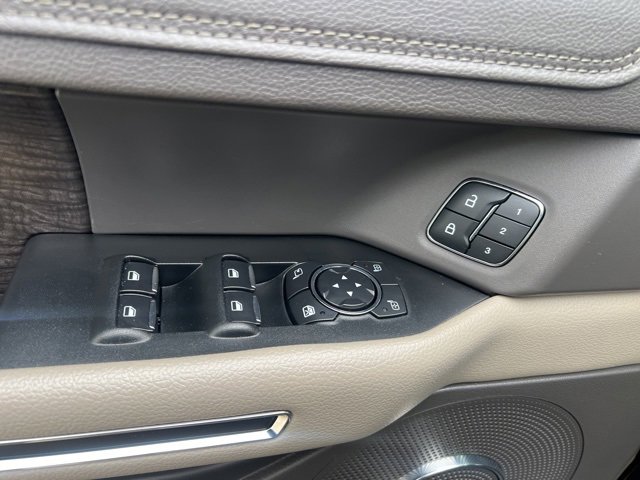 Used 2021 Ford Expedition Limited image 22