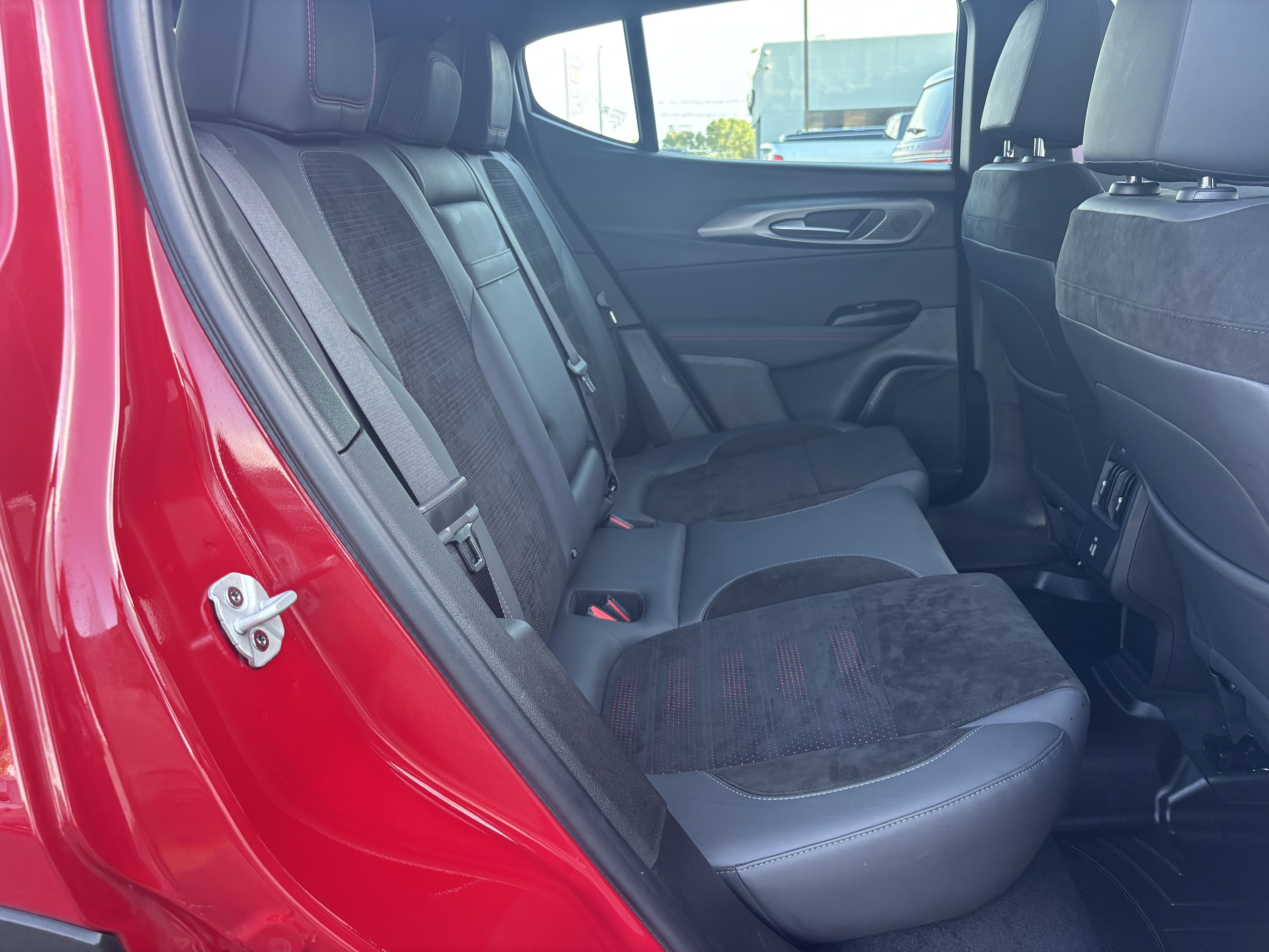 Used 2025 Dodge Hornet GT AWD/4WD image 27