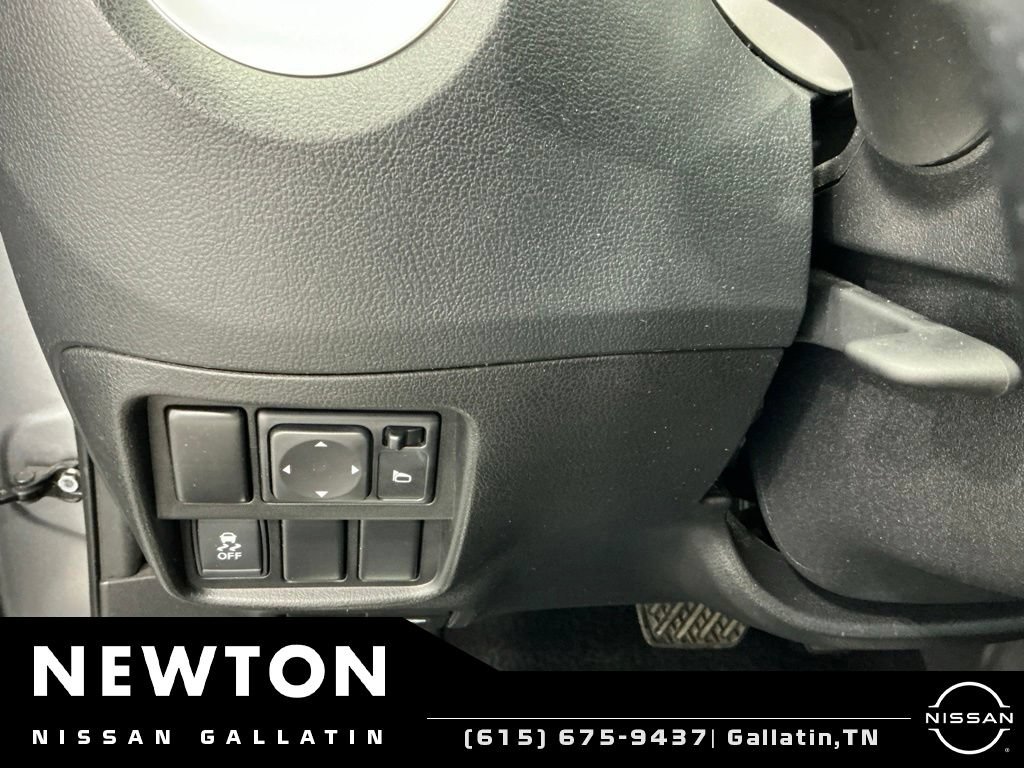 Used 2014 Nissan Juke SV w/ Navigation Package FWD image 31