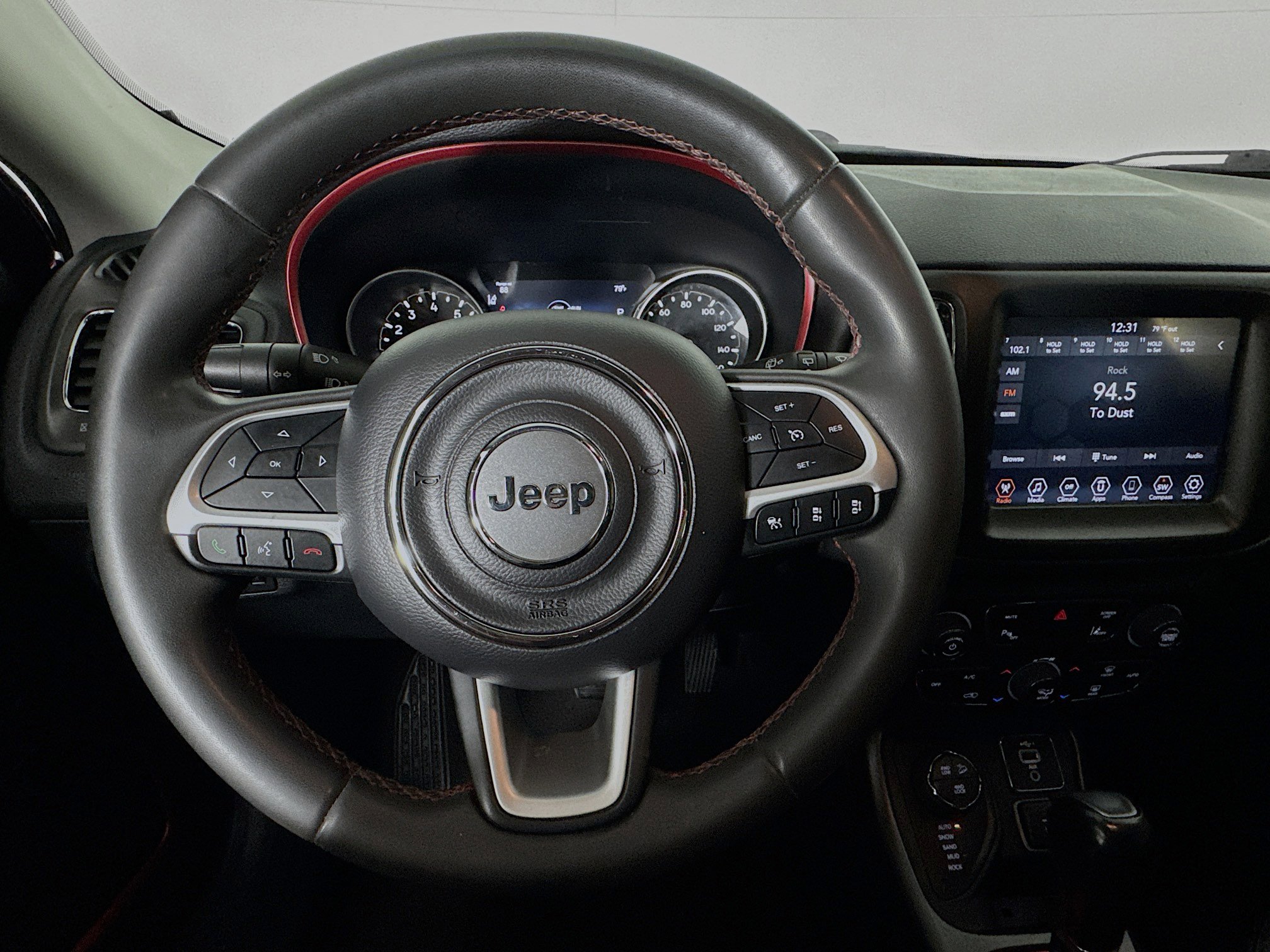 Used 2021 Jeep Compass Trailhawk AWD/4WD image 11