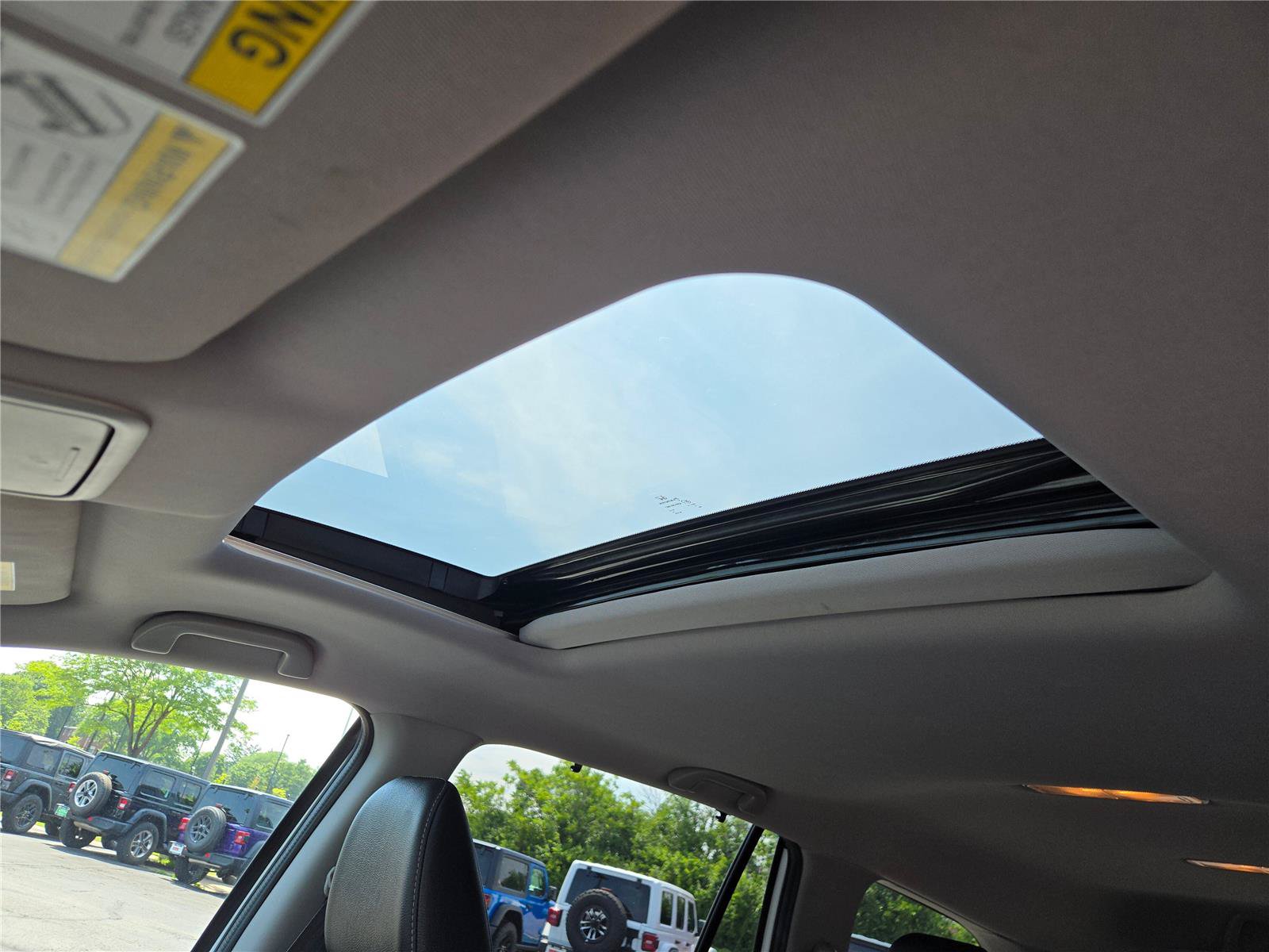 Used 2022 Honda Pilot Special Edition image 13