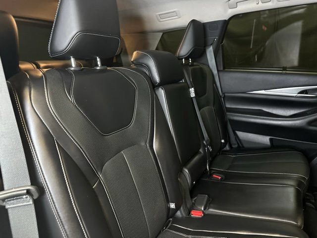 Used 2023 INFINITI QX60 Luxe w/ Cargo Package AWD/4WD image 19