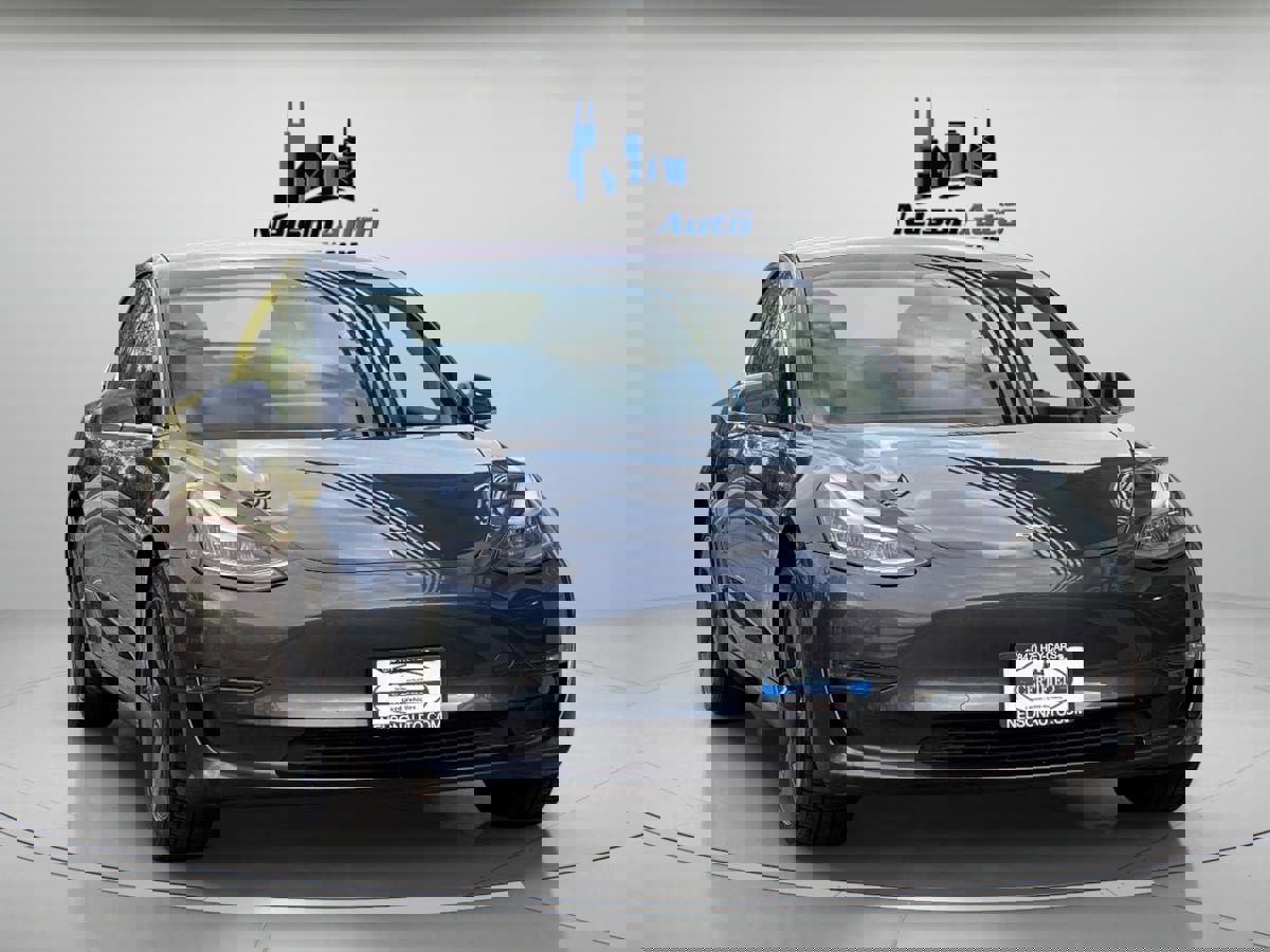 Used 2018 Tesla Model 3 Long Range image 12