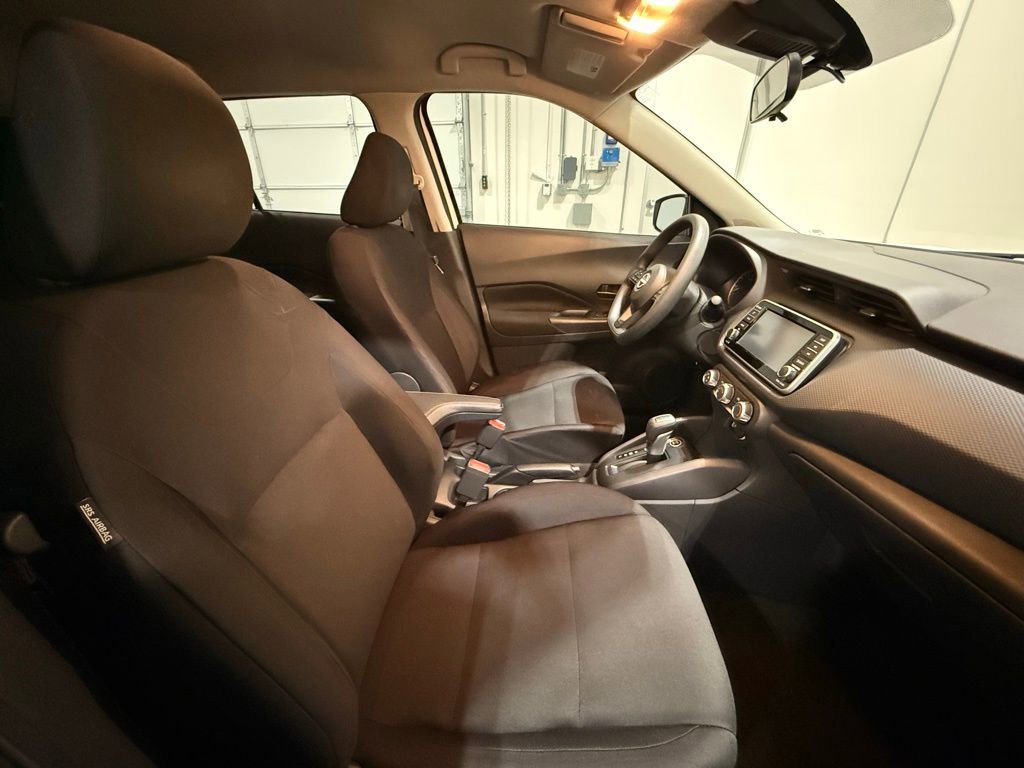 Used 2023 Nissan Kicks S image 24