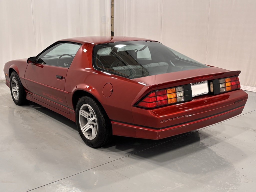 Used 1989 Chevrolet Camaro IROC-Z image 8
