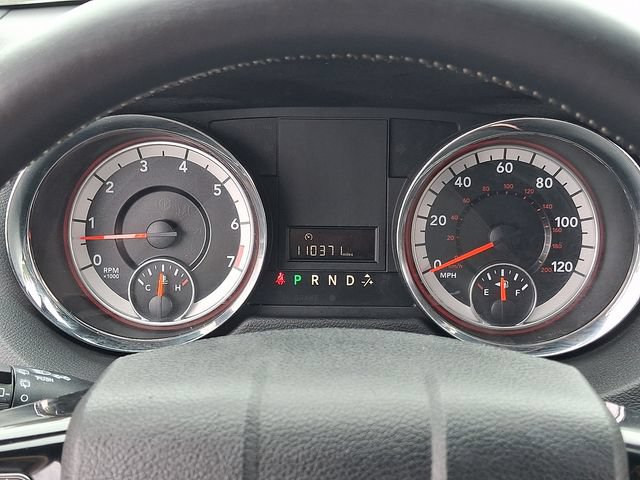 Used 2016 Dodge Grand Caravan SXT FWD image 21