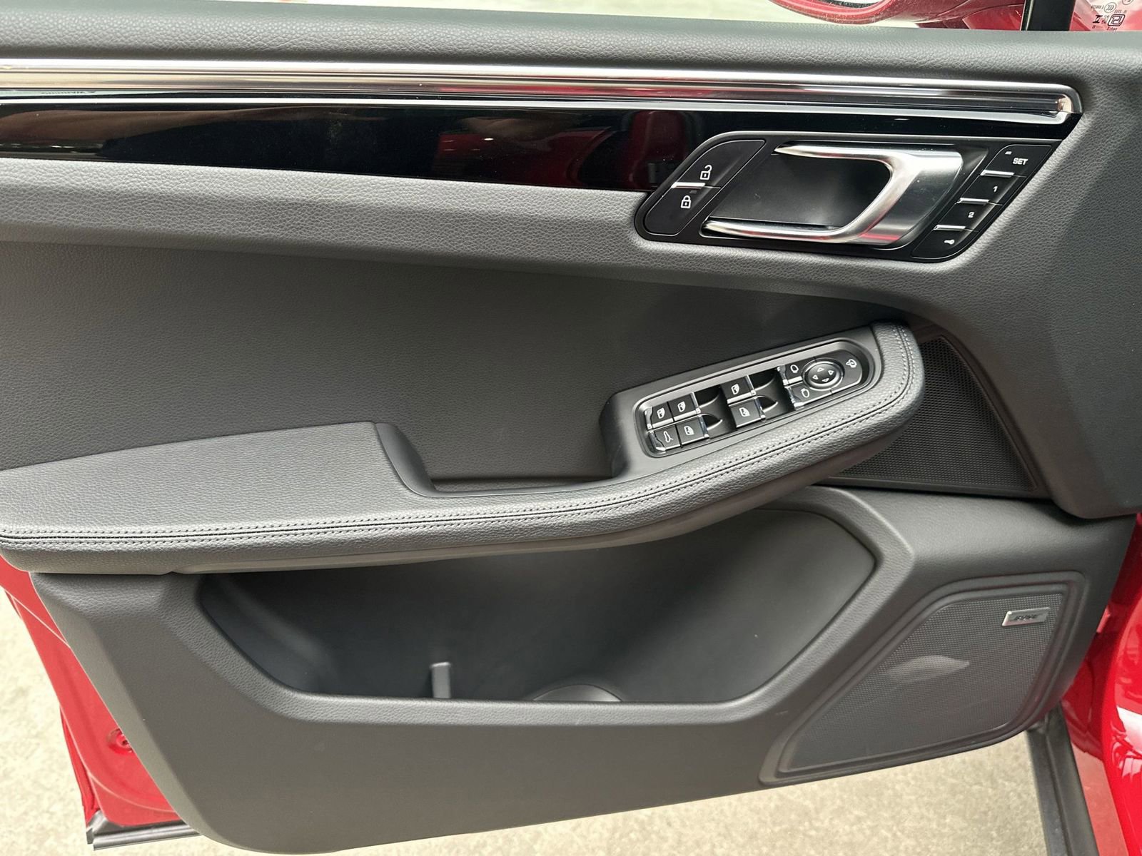 New 2025 Porsche Macan image 20