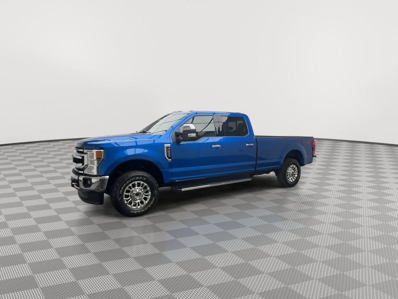 Certified 2021 Ford F250 XLT w/ XLT Premium Package AWD/4WD image 38