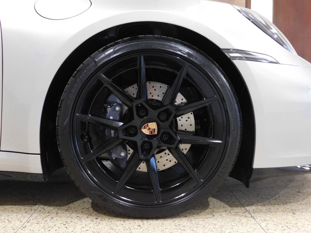 Used 2025 Porsche 911 Carrera T image 98