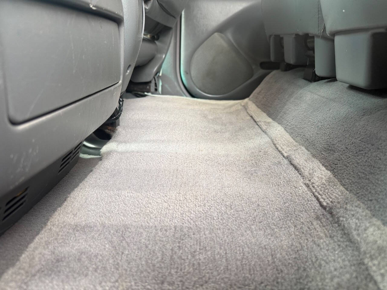Used 2002 Lexus LX 470 4WD image 52