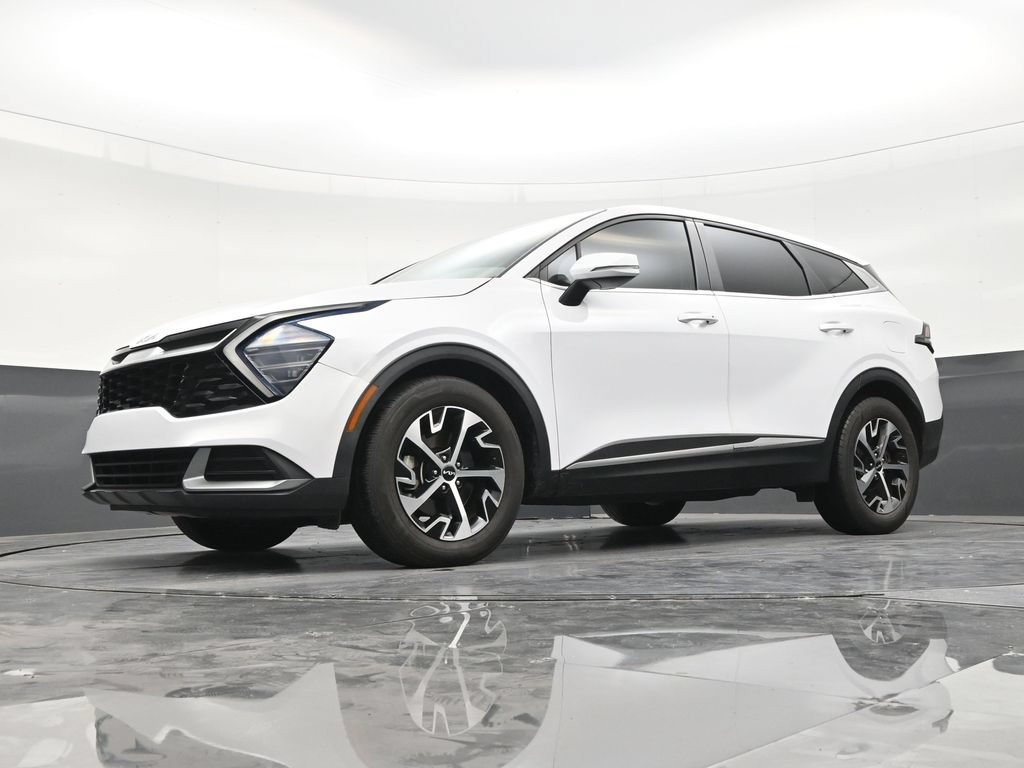 Used 2024 Kia Sportage EX FWD image 19