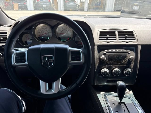 Used 2013 Dodge Challenger SXT RWD image 12