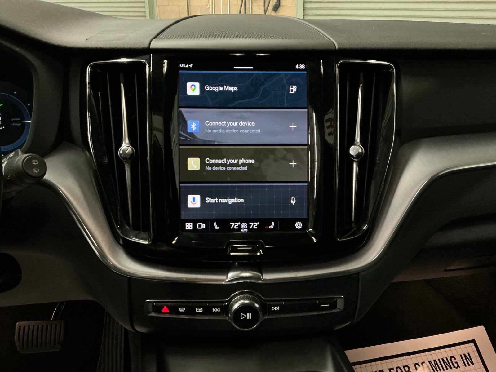 Used 2022 Volvo XC60 T8 Inscription Expression image 27