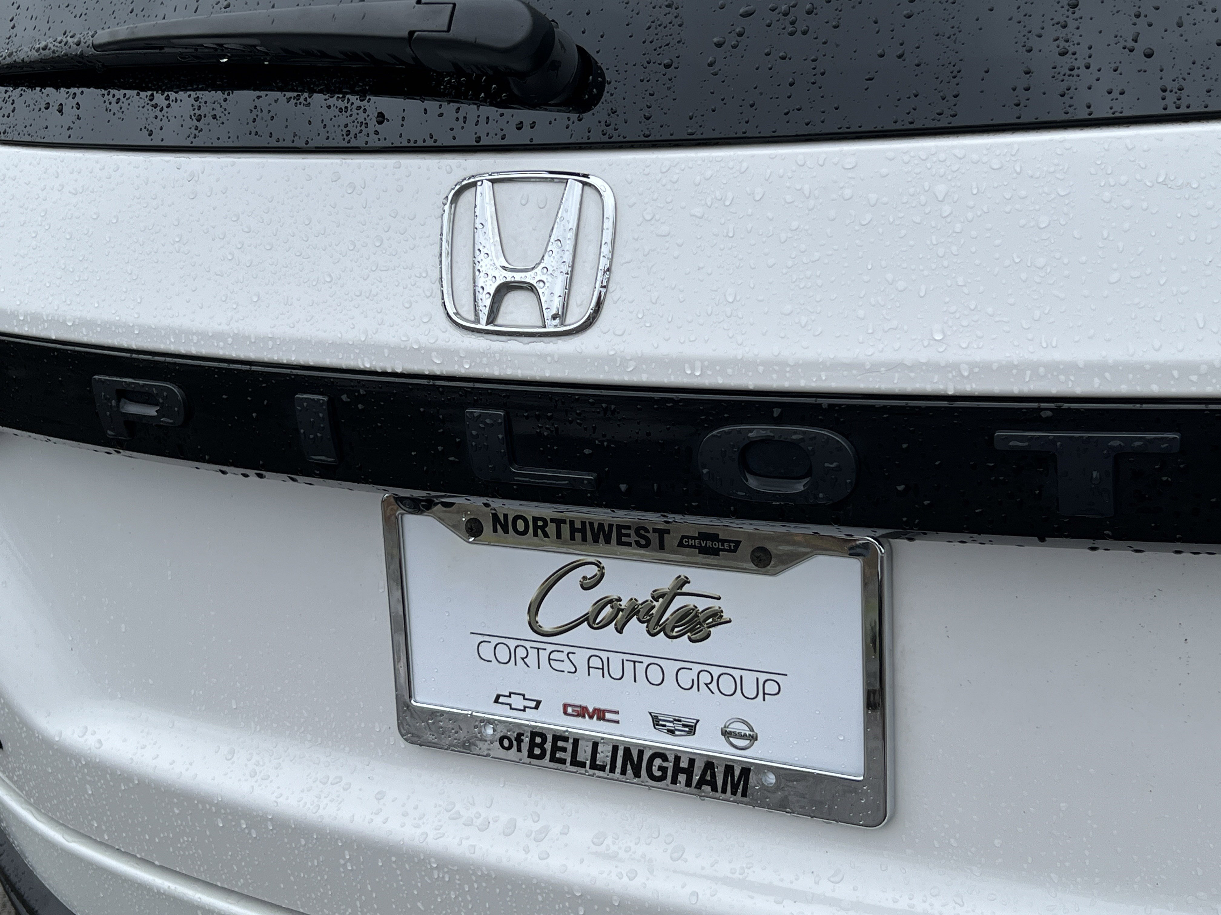 Used 2025 Honda Pilot Black Edition image 8