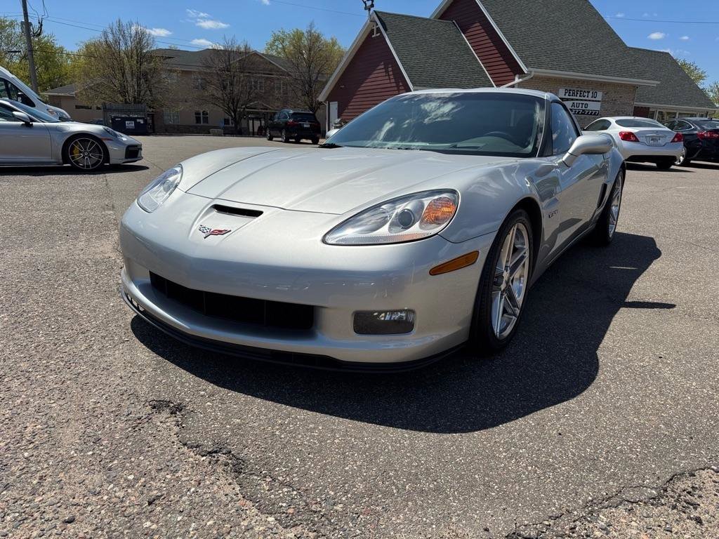 Used 2007 Chevrolet Corvette Z06 w/ Preferred Equipment Group RWD image 11