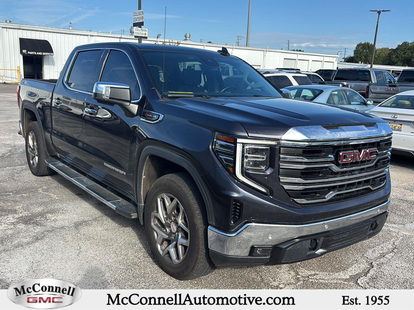 Used 2022 GMC Sierra 1500 SLT w/ SLT Premium Plus Package AWD/4WD image 1