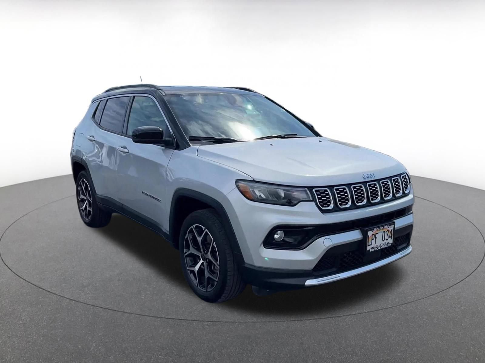 Used 2025 Jeep Compass Limited image 3
