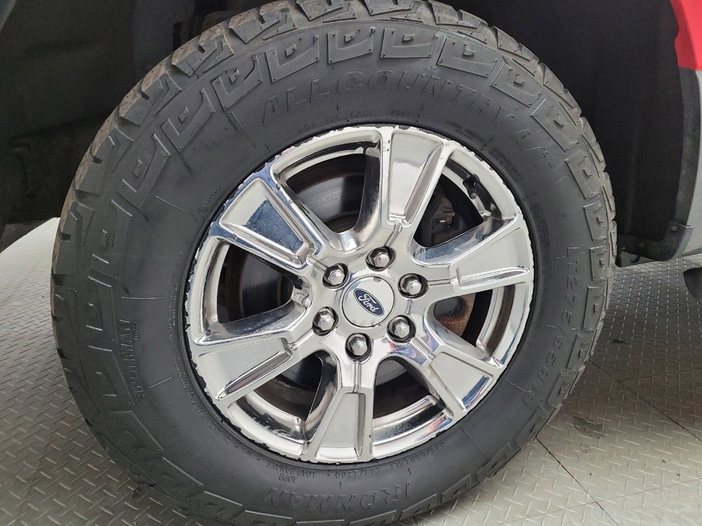 Used 2015 Ford F150 XLT w/ Equipment Group 302A Luxury image 31