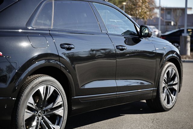 New 2026 Audi Q8 Premium Plus image 8