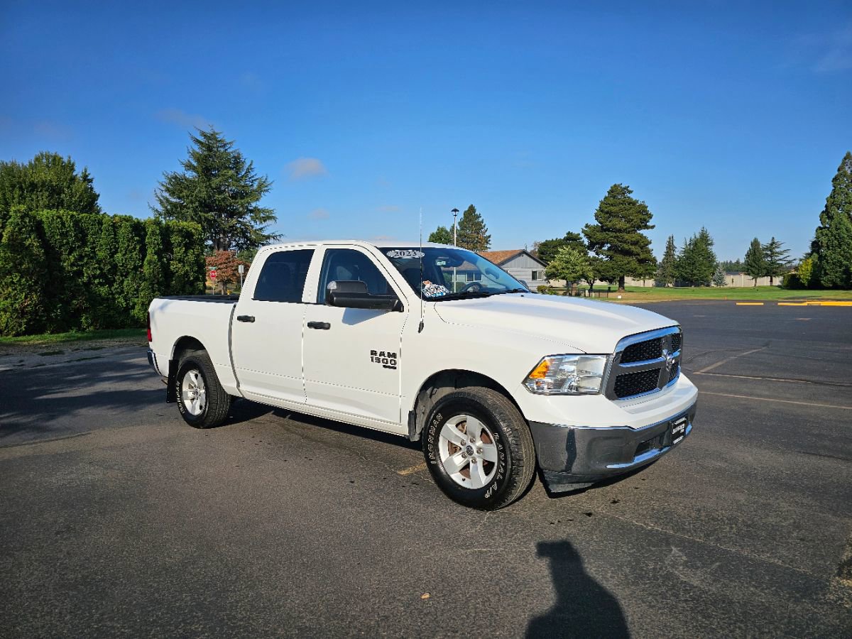 Used 2023 RAM 1500 Classic SLT w/ Trailer & Traction Group image 4