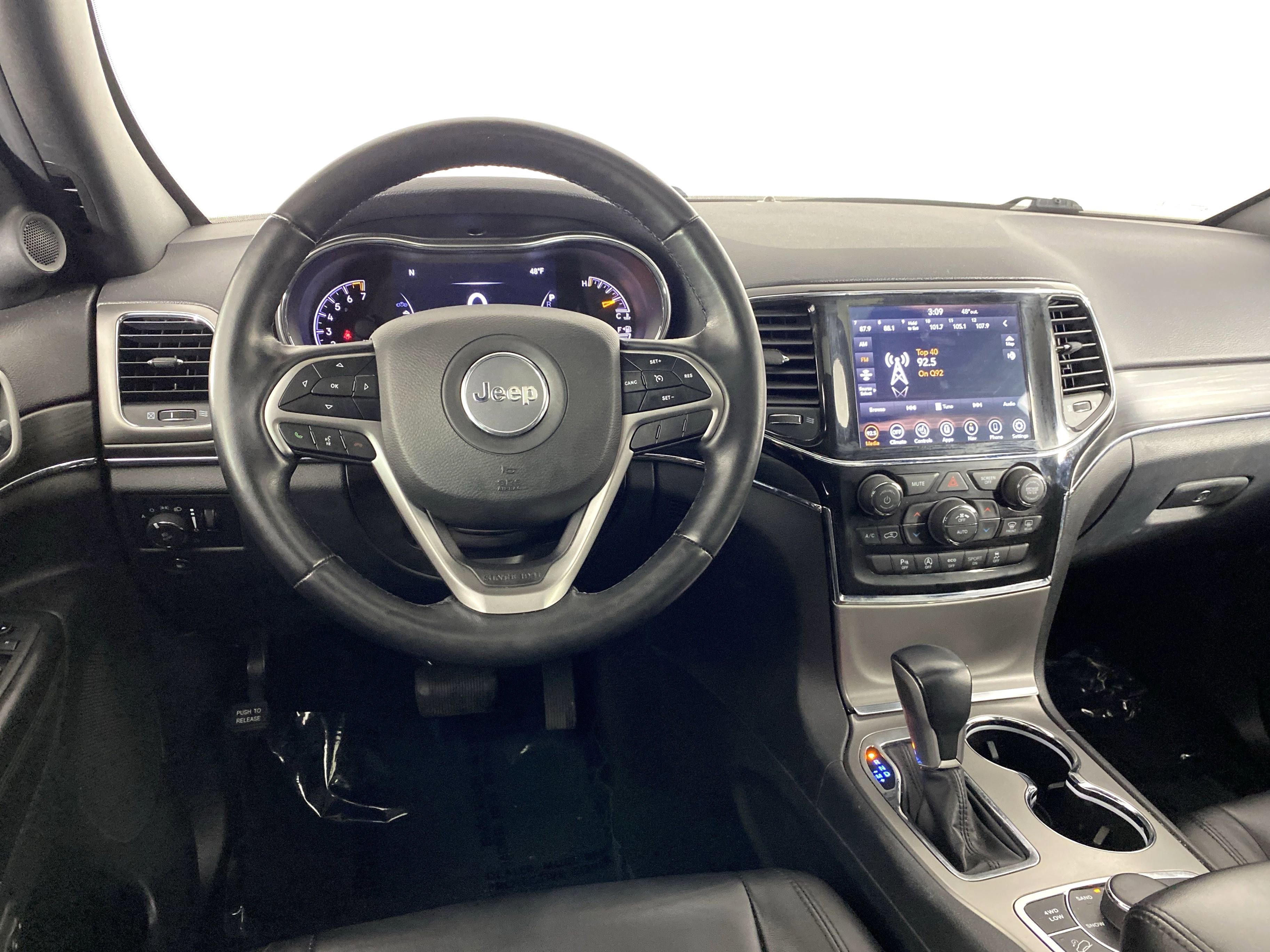 Used 2022 Jeep Grand Cherokee Limited image 22