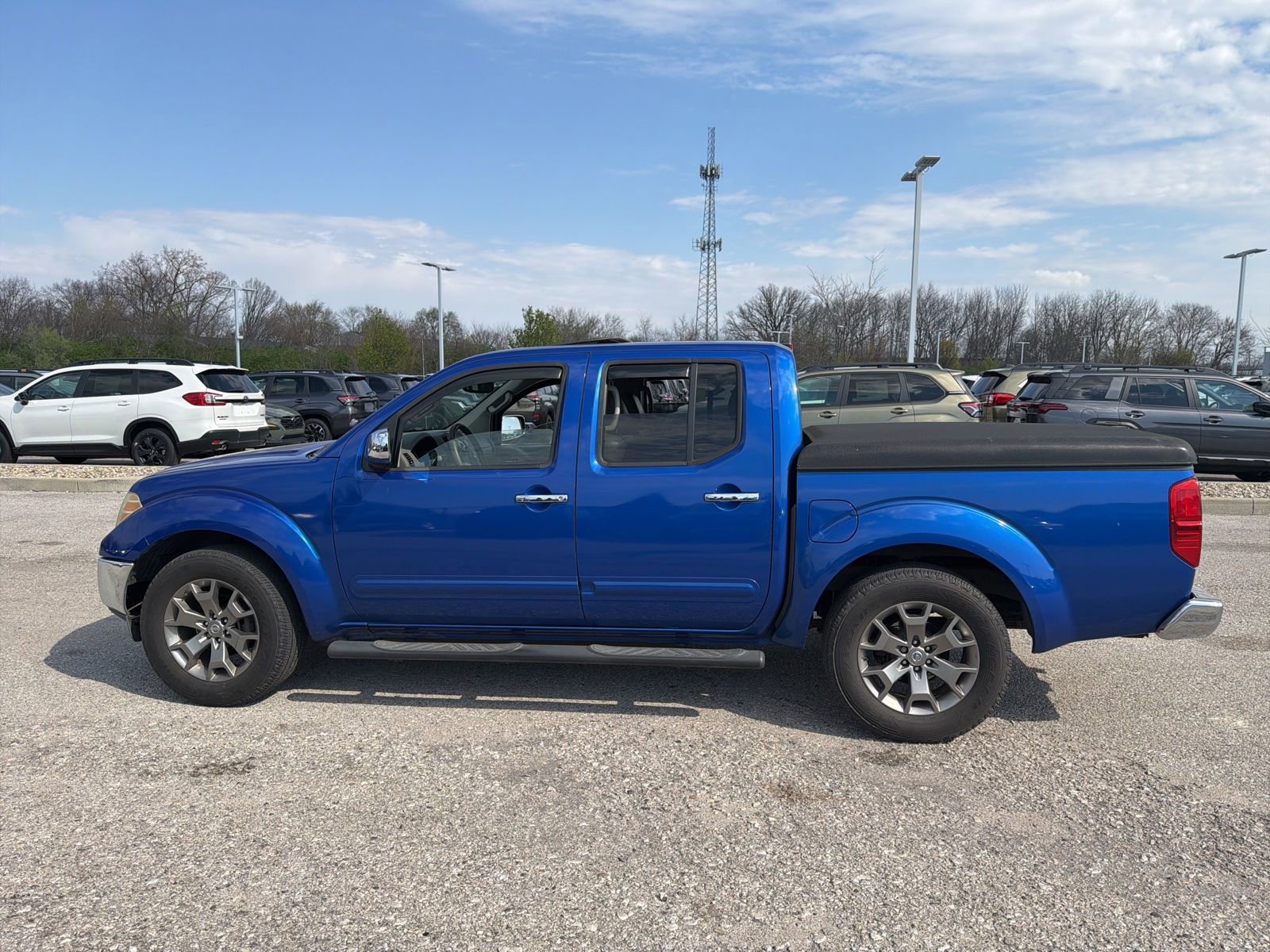 Used 2015 Nissan Frontier SL w/ Moonroof Package image 19