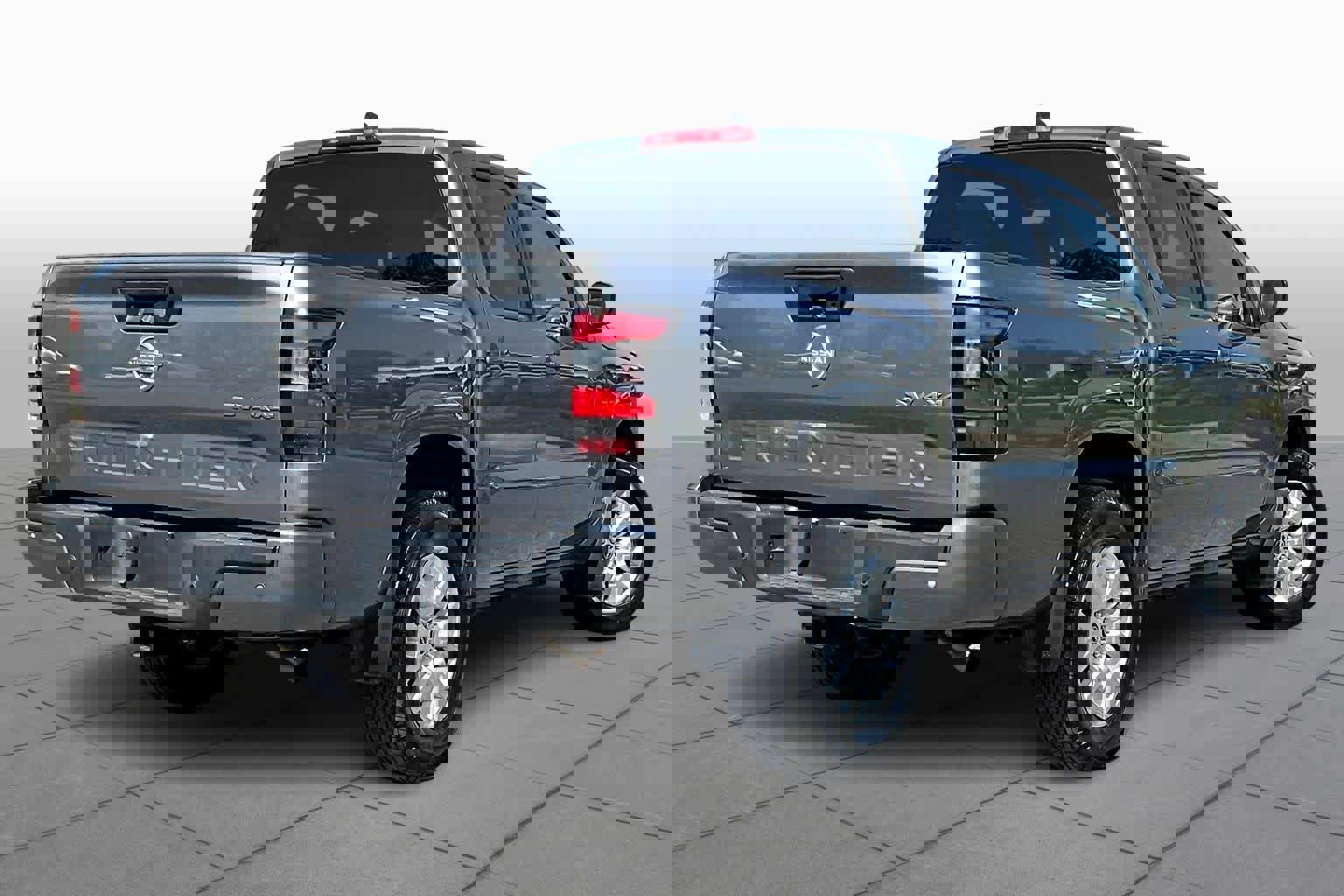 Used 2023 Nissan Frontier SV w/ Technology Package image 13