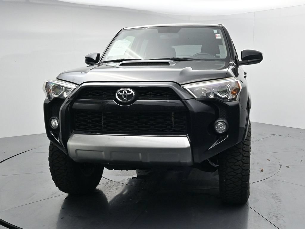 Used 2019 Toyota 4Runner TRD Off-Road AWD/4WD image 3