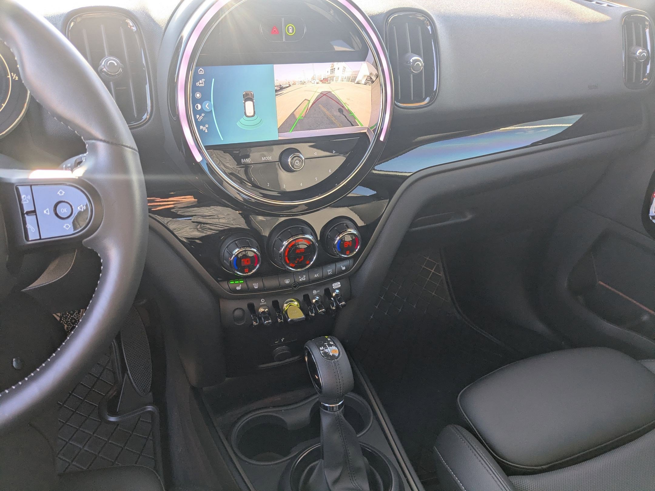 Used 2022 MINI Cooper Countryman SE w/ Premium Package image 16