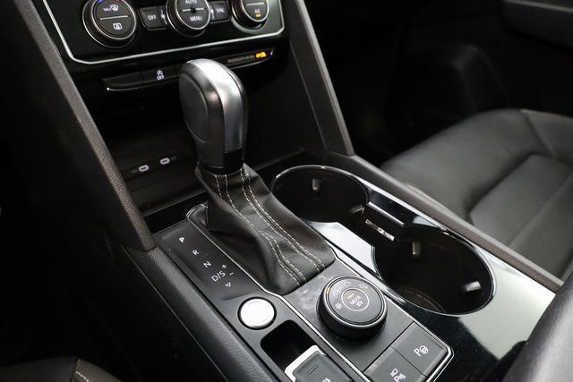 Used 2023 Volkswagen Atlas Cross Sport SEL Premium R-Line image 21