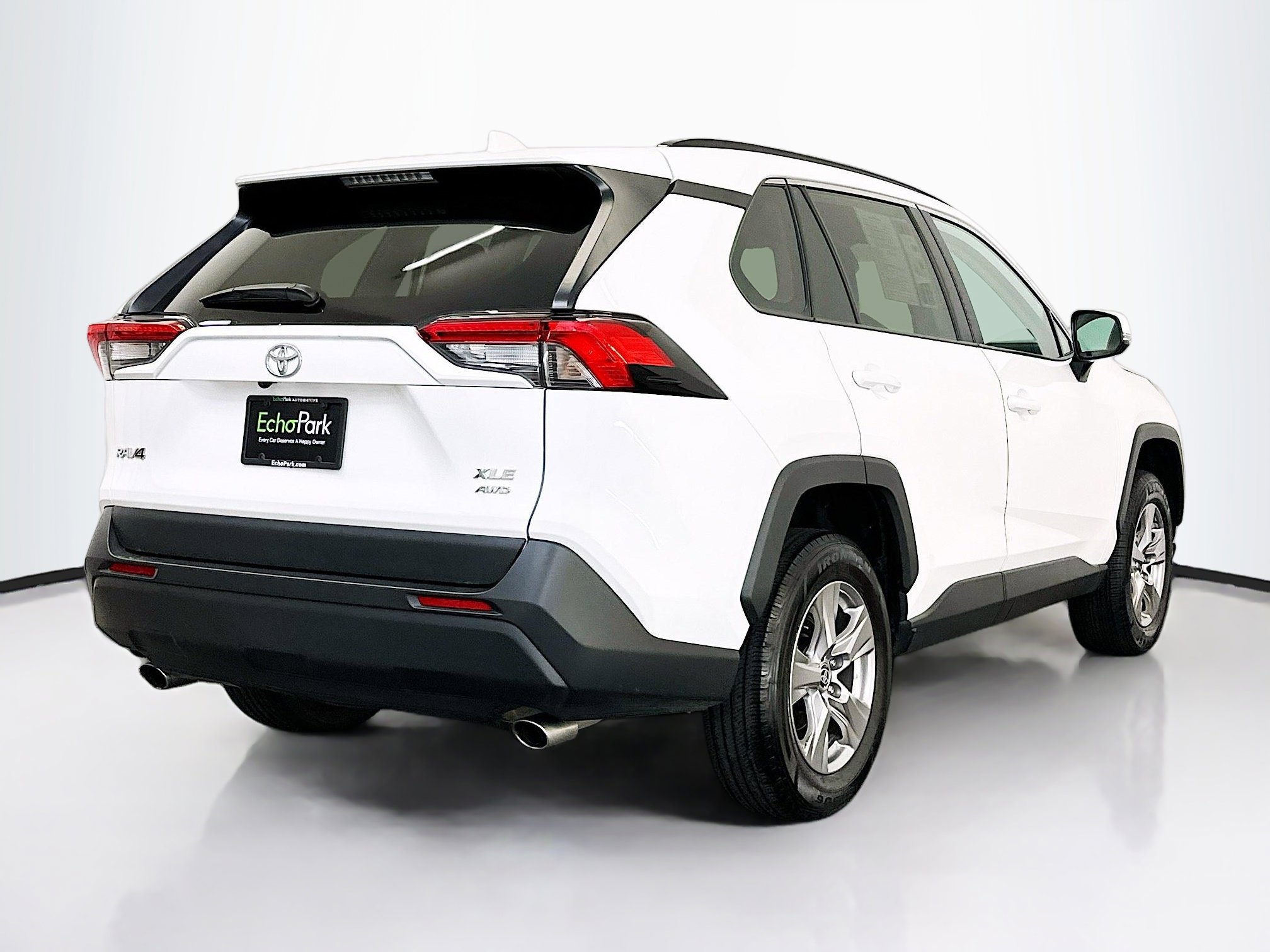 Used 2024 Toyota RAV4 XLE image 9