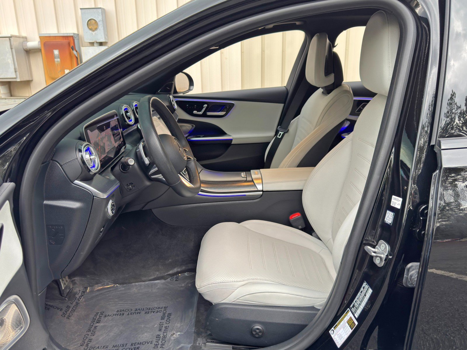 Used 2025 Mercedes-Benz C 300 4MATIC Sedan w/ AMG Line w/ Night Package image 16