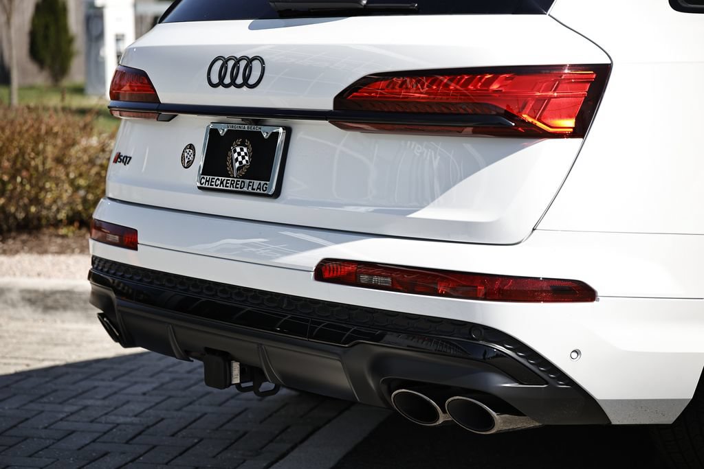 New 2026 Audi SQ7 Premium Plus AWD/4WD image 9