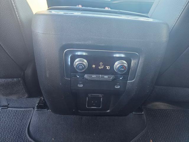 Used 2024 GMC Yukon Denali RWD image 57