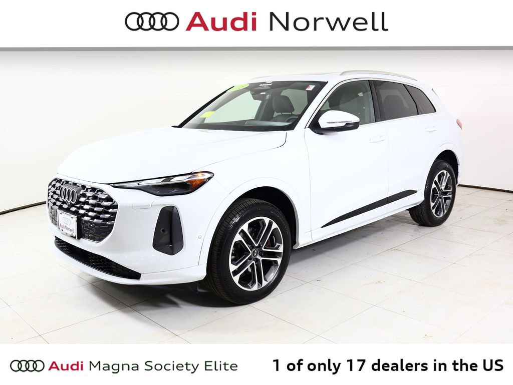 Used 2025 Audi Q5 2.0T Premium w/ Convenience Package image 12