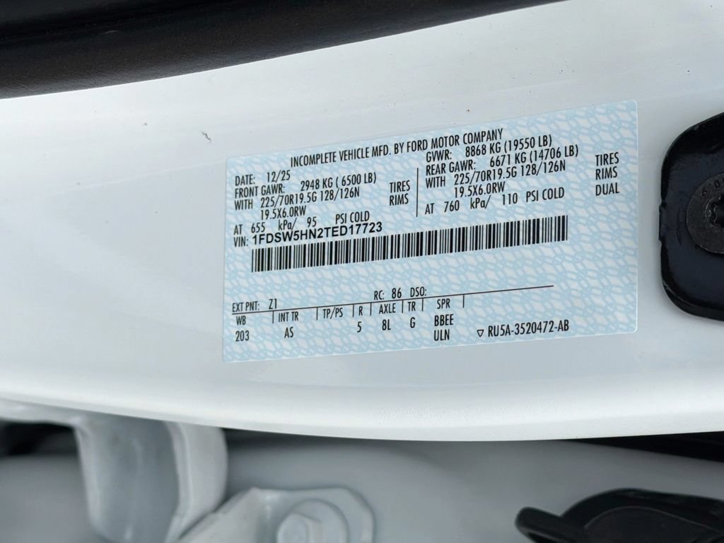 New 2026 Ford F550 4x4 Crew Cab image 33